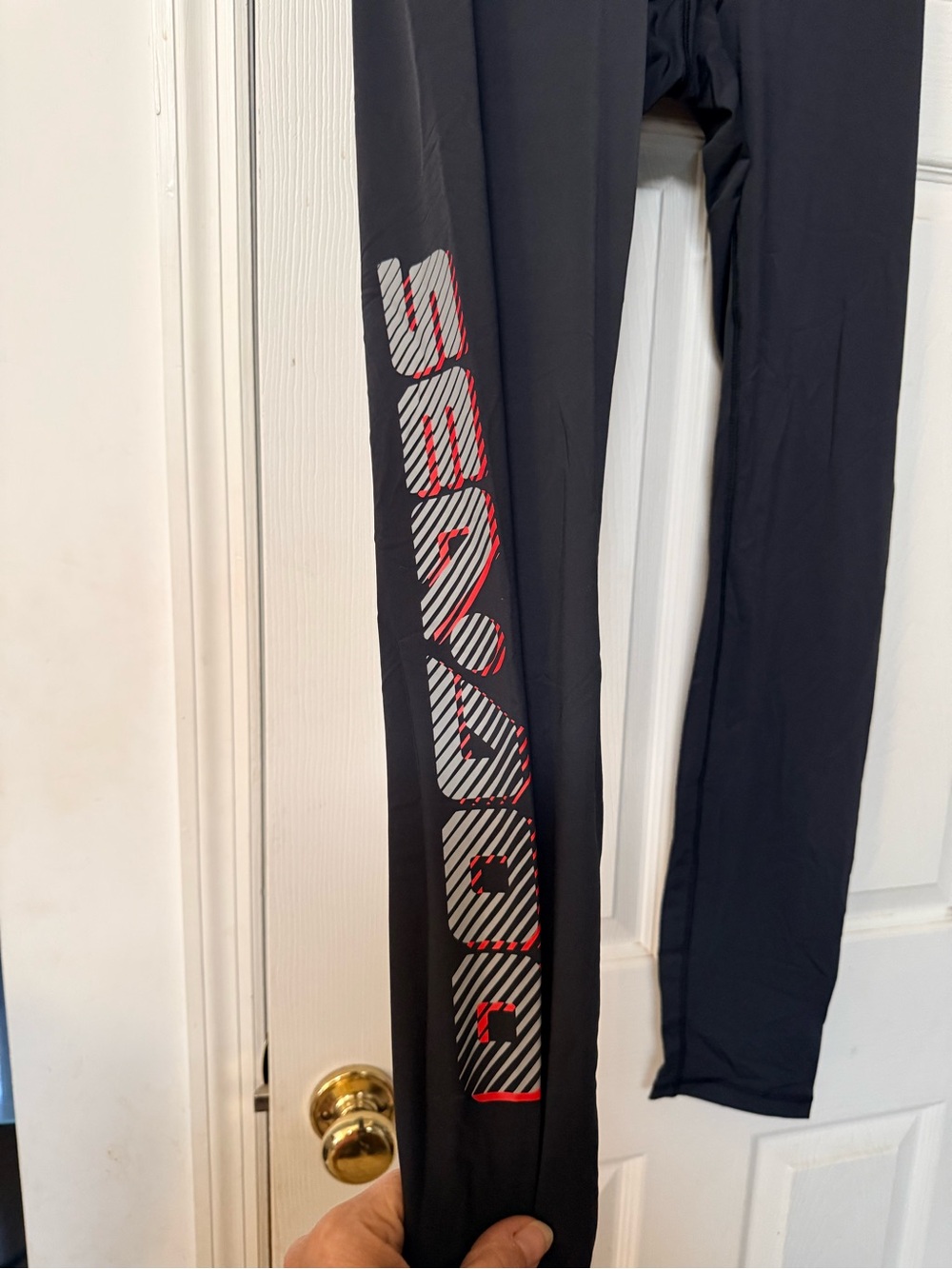 Black Leggings with Vertical Graphic Stripe